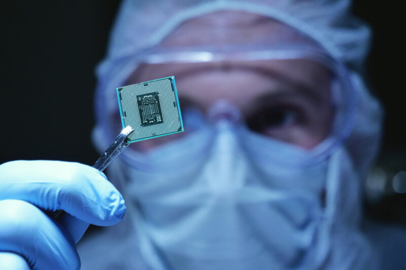 The Semiconductor Risk Conundrum: MES Status Quo or Migration?
